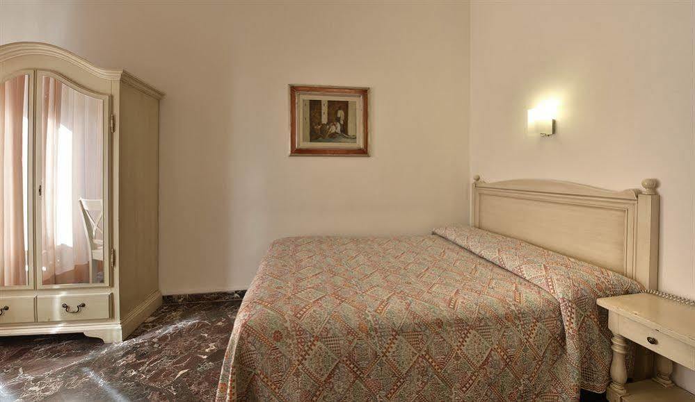 Hotel Careggi Florence Luaran gambar